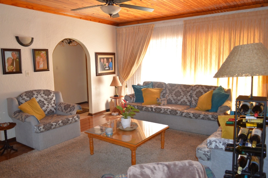 4 Bedroom Property for Sale in Wilkeville North West